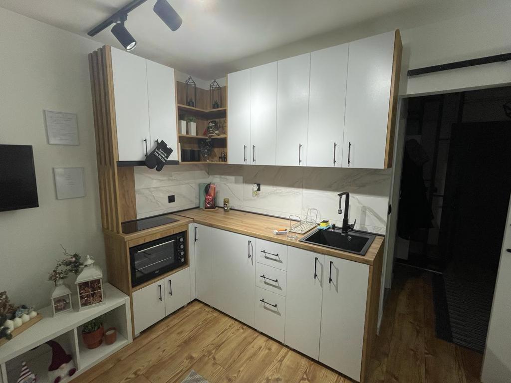 Apartman Element ครูเชวัซ ภายนอก รูปภาพ